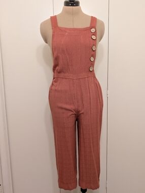 Women’s Rust Button-Accent Linen Jumpsuit